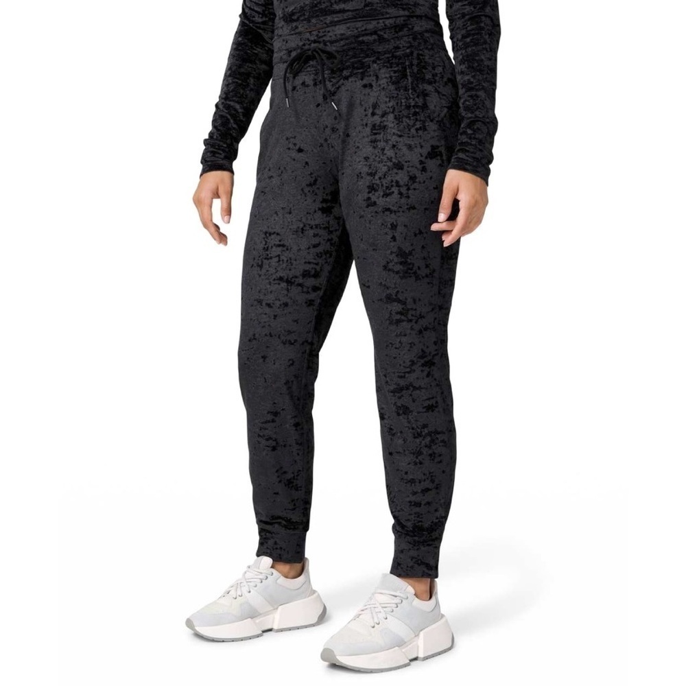 Lululemon Ready to Crush Jogger Pant Black Velvet Sz 4